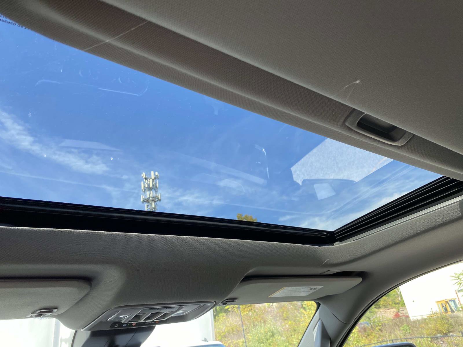 New 2026 GMC Sierra 2500 Denali w/ Denali Reserve Package image 8