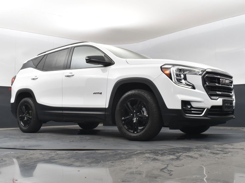 Used 2023 GMC Terrain AT4 image 37