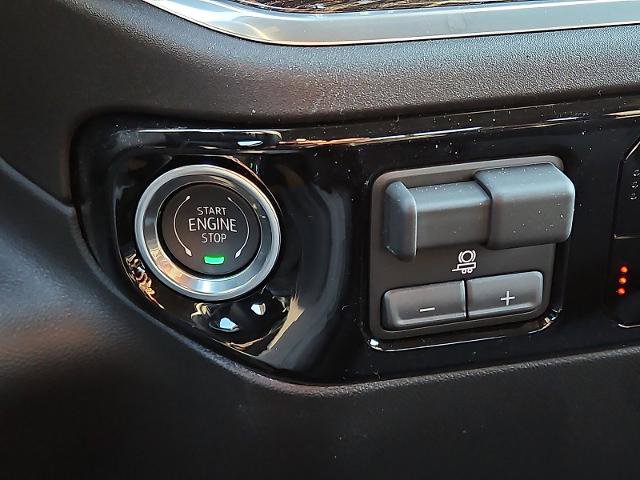 New 2026 GMC Sierra 2500 SLE w/ SLE Value Package; image 18