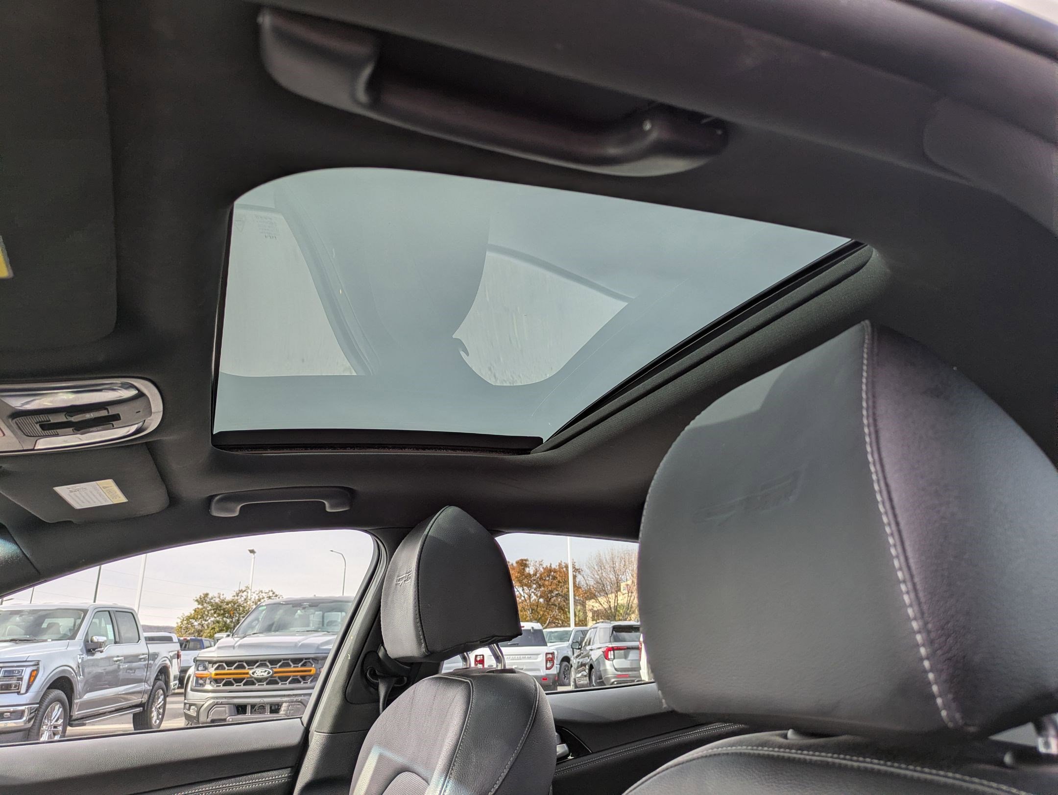 Used 2022 Kia Stinger GT-Line w/ Sun & Sound Package image 16