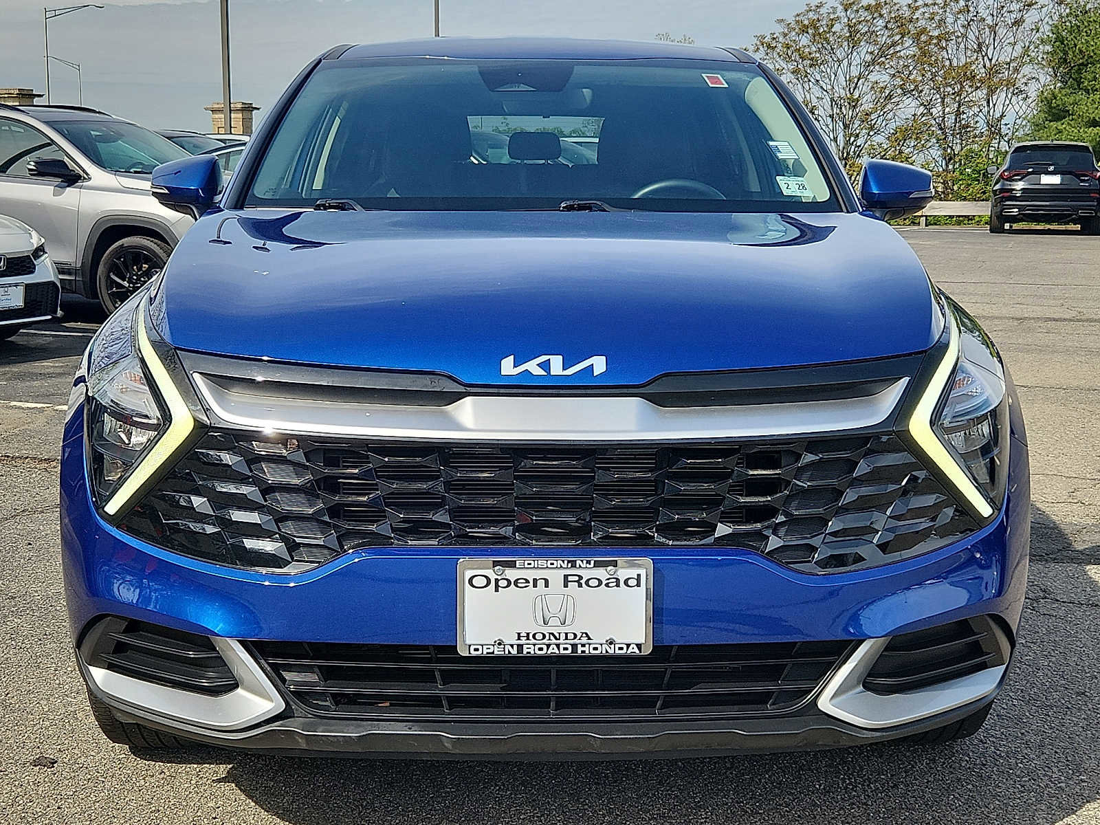 Used 2023 Kia Sportage EX FWD image 2