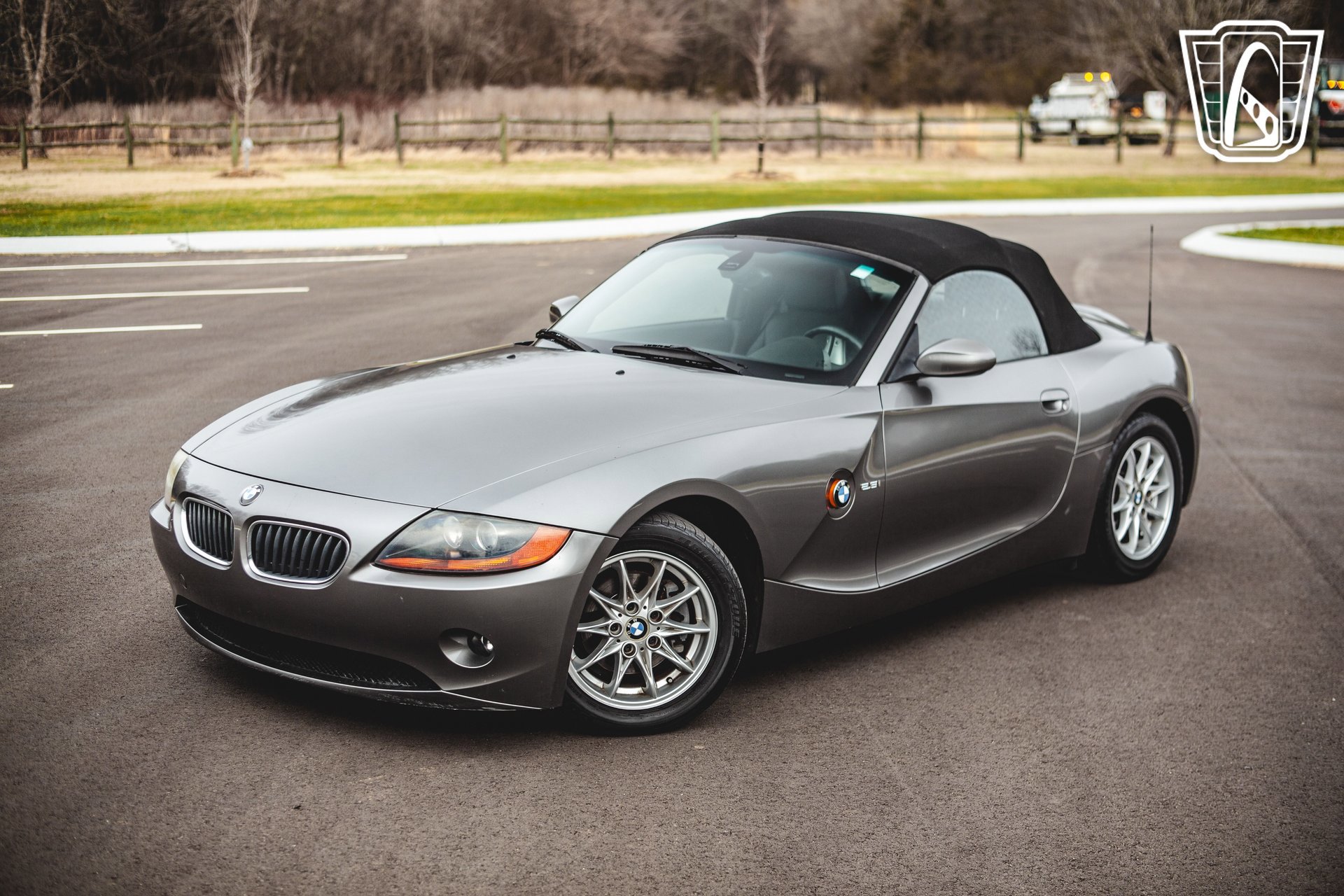 Used 2004 BMW Z4 2.5i image 9