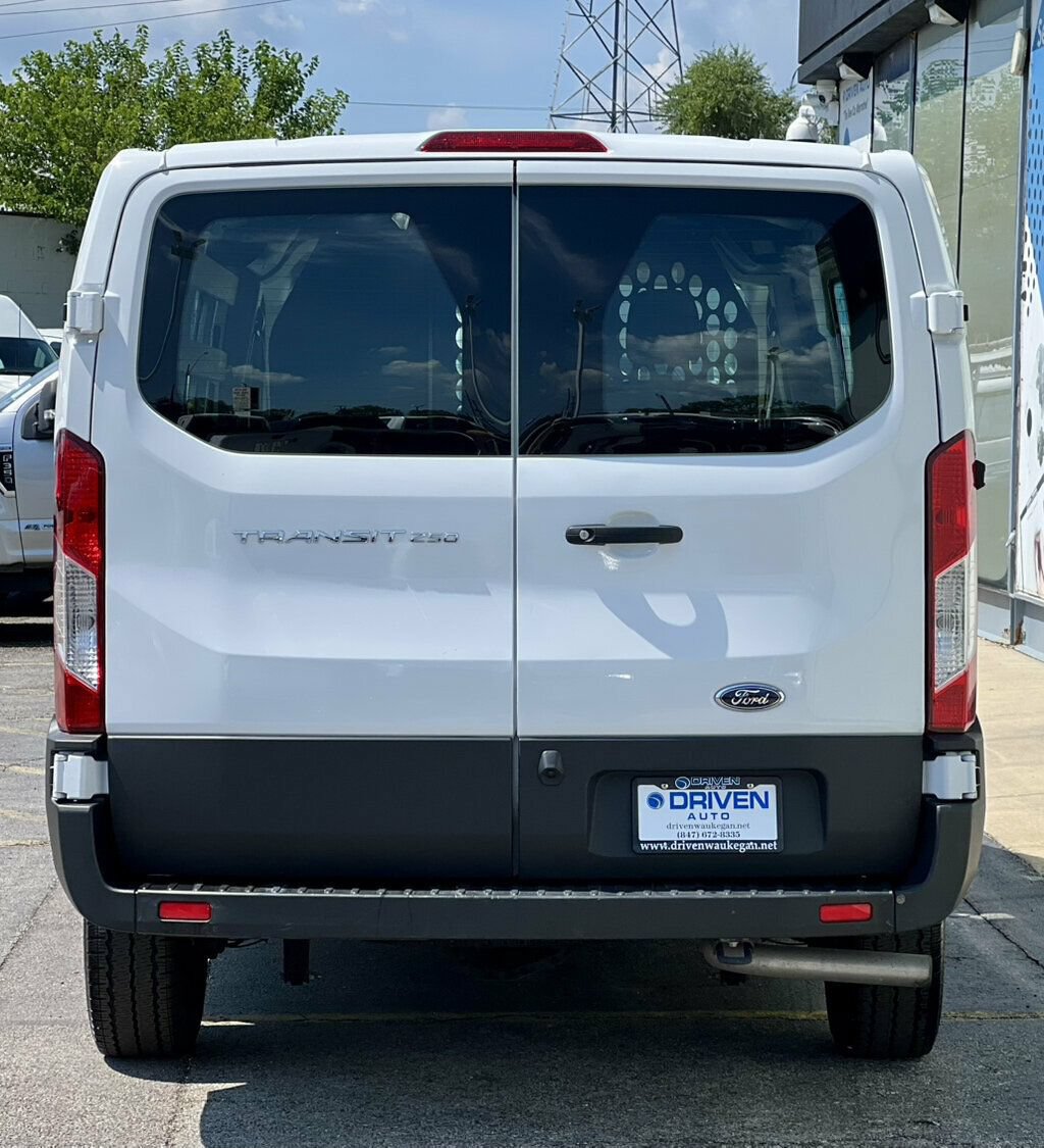 Used 2025 Ford Transit 250 Low Roof w/ Exterior Upgrade Package RWD image 4