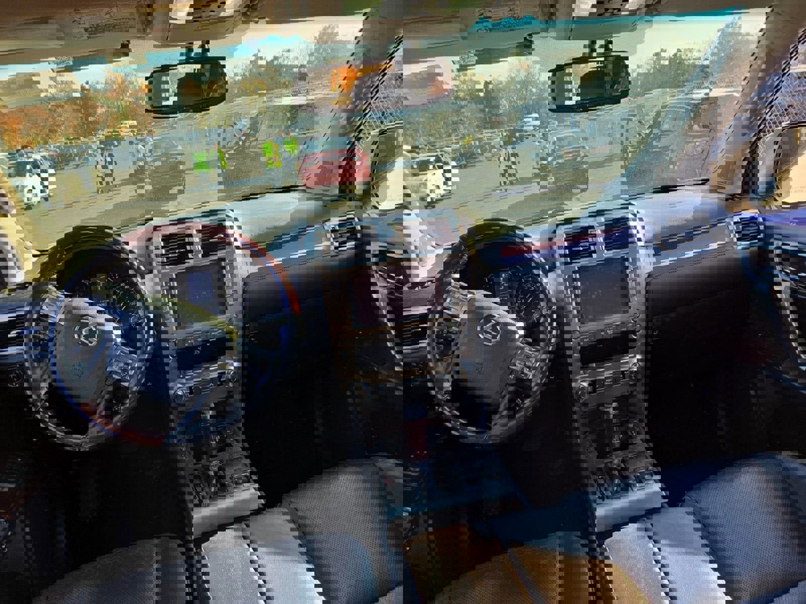 Used 2014 Lexus GX 460 w/ Premium Package image 6