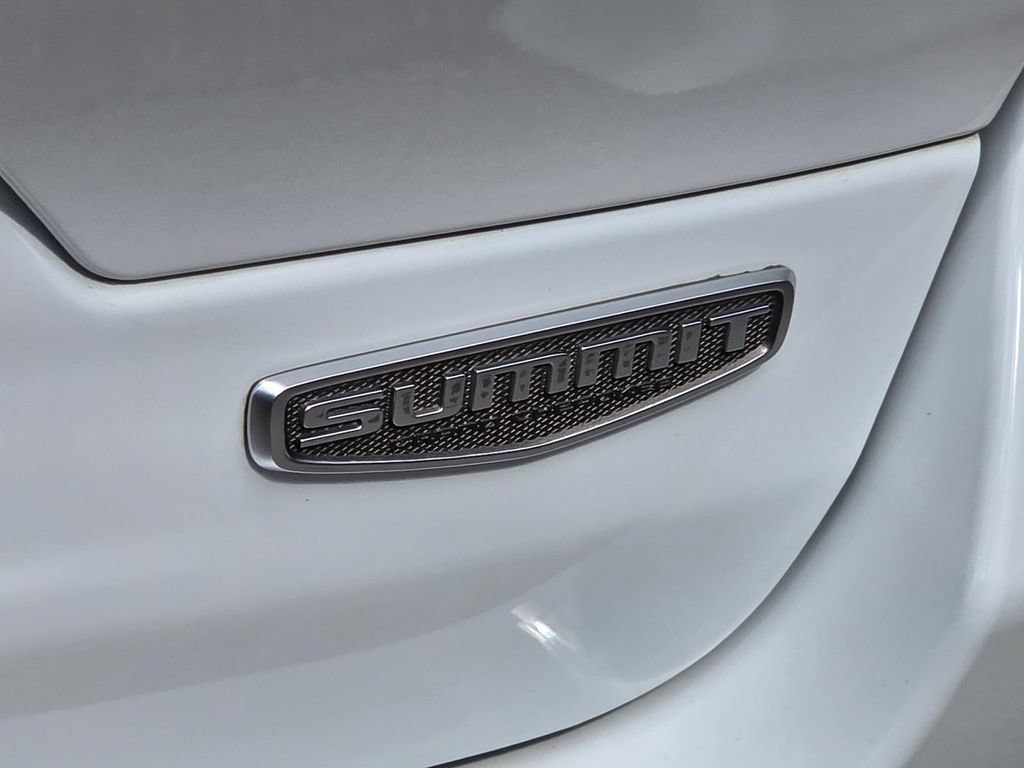 Used 2022 Jeep Grand Cherokee Summit AWD/4WD image 43