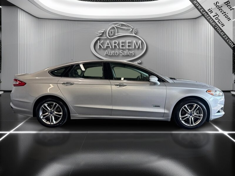 Used 2015 Ford Fusion Energi Titanium FWD image 4