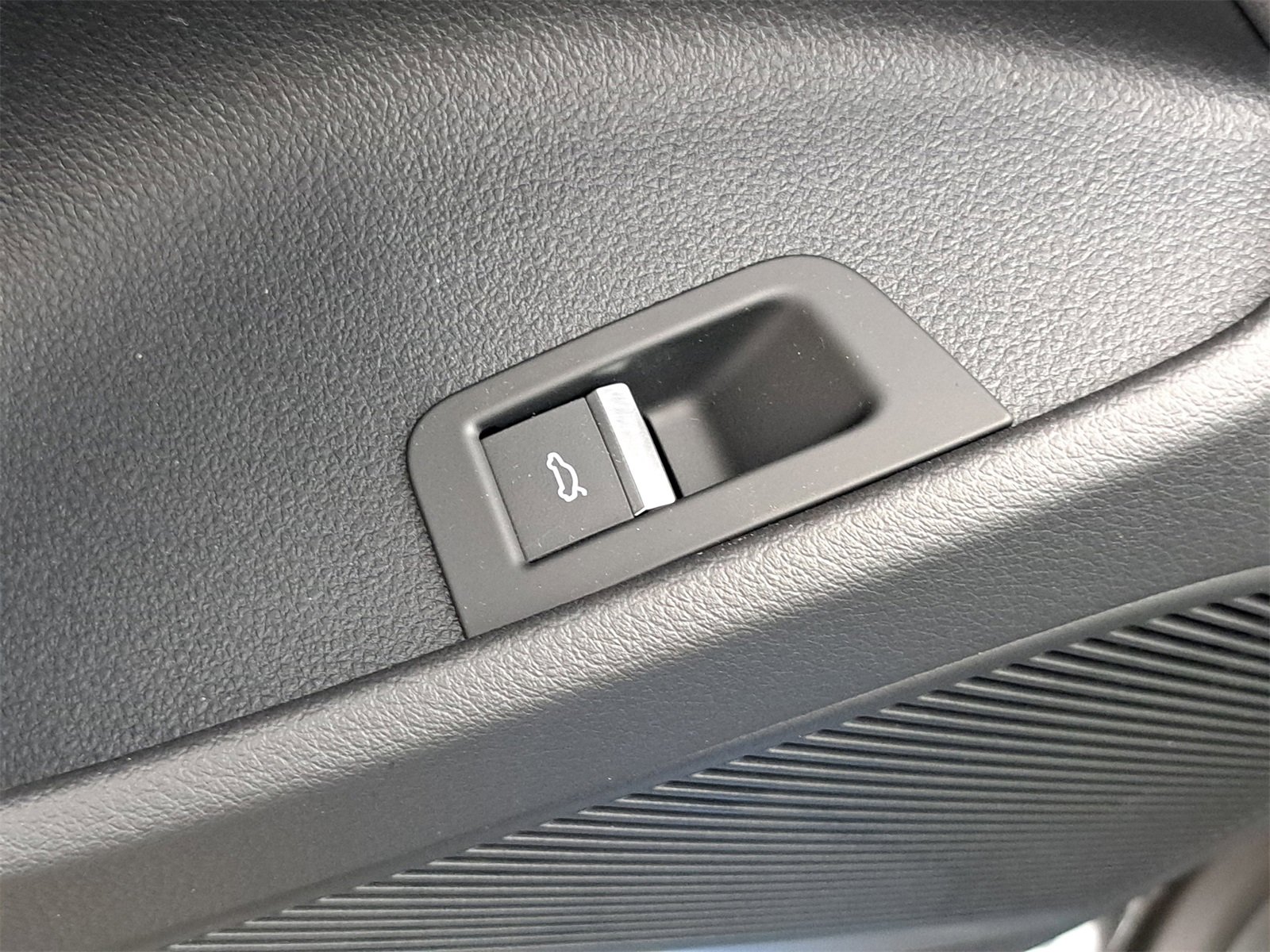 New 2025 Audi RS Q8 performance image 35