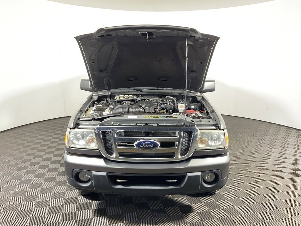 Used 2011 Ford Ranger XLT image 4