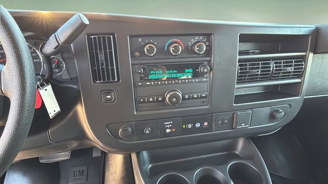 Used 2024 Chevrolet Express 3500 LT w/ LT Preferred Equipment Group RWD image 22
