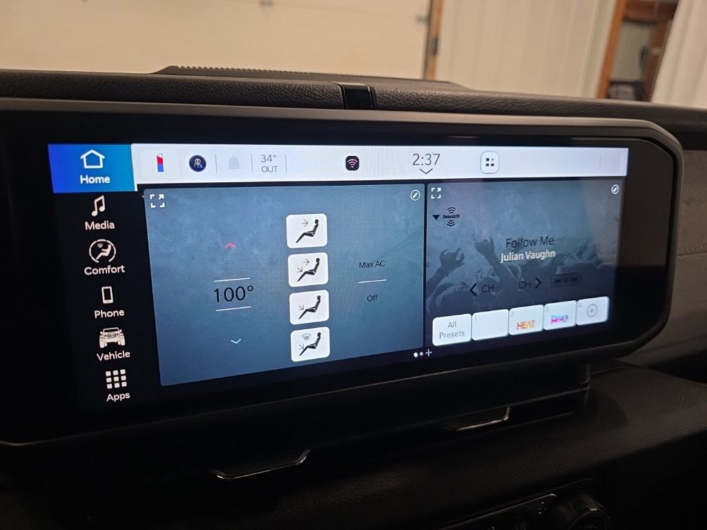 Used 2024 Jeep Wrangler Sport image 19