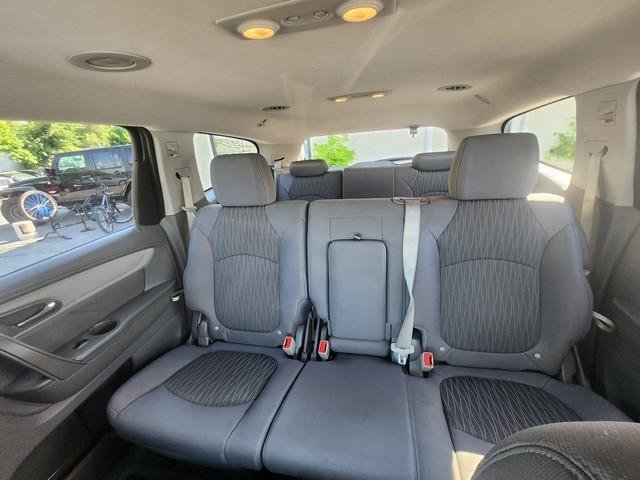 Used 2013 Chevrolet Traverse LS AWD/4WD image 19