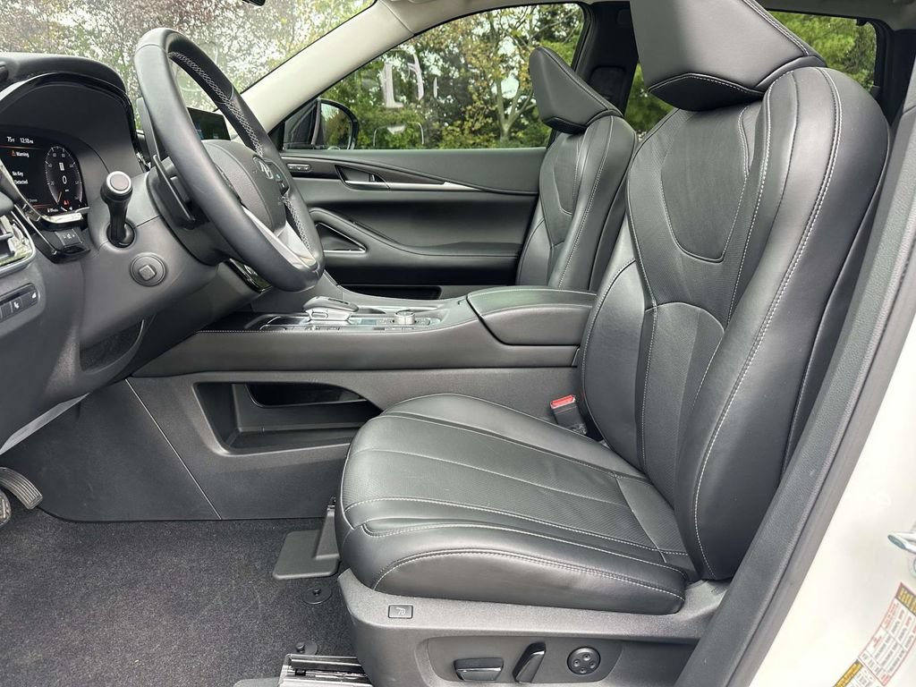 Used 2022 INFINITI QX60 Sensory w/ Vision Package AWD/4WD image 6