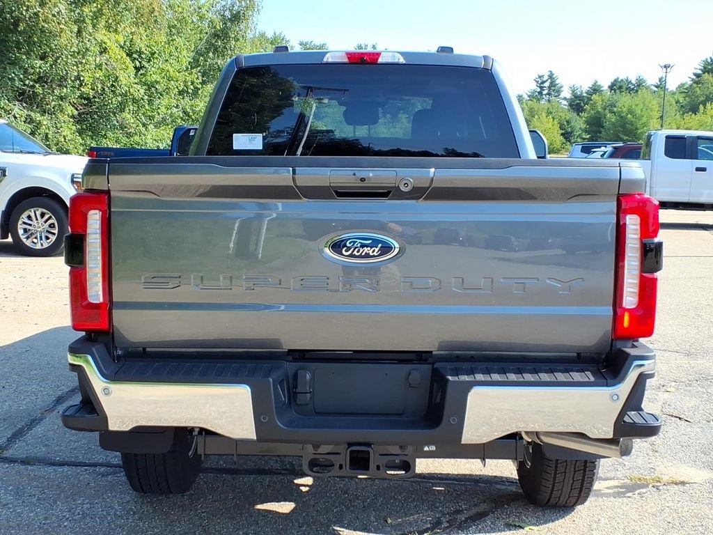 New 2026 Ford F350 XLT w/ XLT Premium Package AWD/4WD image 6