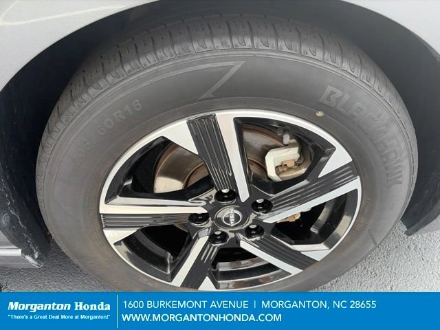 Used 2024 Nissan Sentra SV FWD image 10