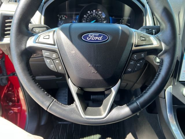 Used 2023 Ford Edge Titanium w/ Equipment Group 301A AWD/4WD image 19