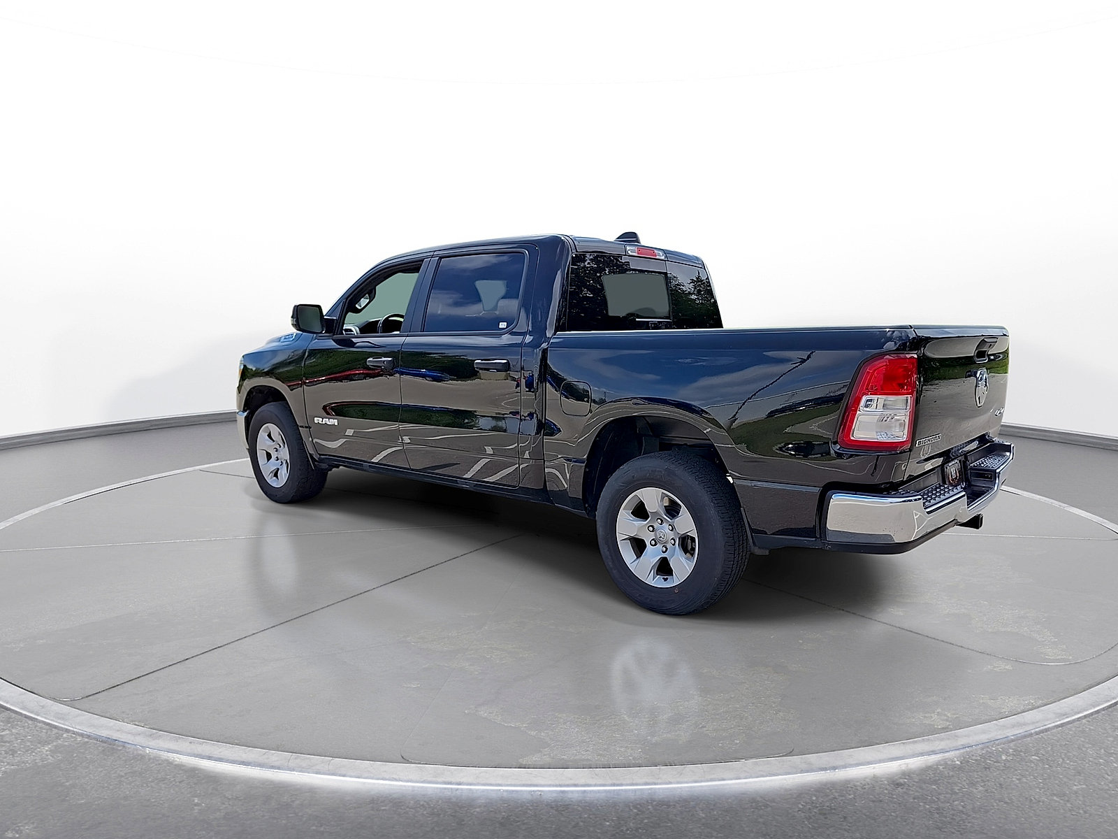 Used 2023 RAM 1500 Big Horn AWD/4WD image 6
