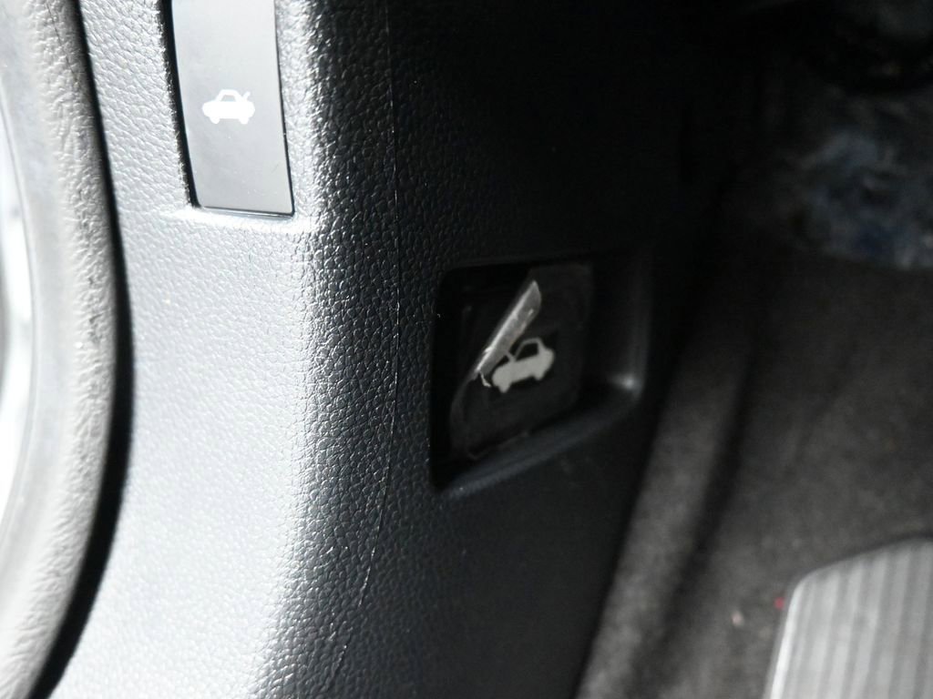 Used 2023 Honda Accord EX image 27