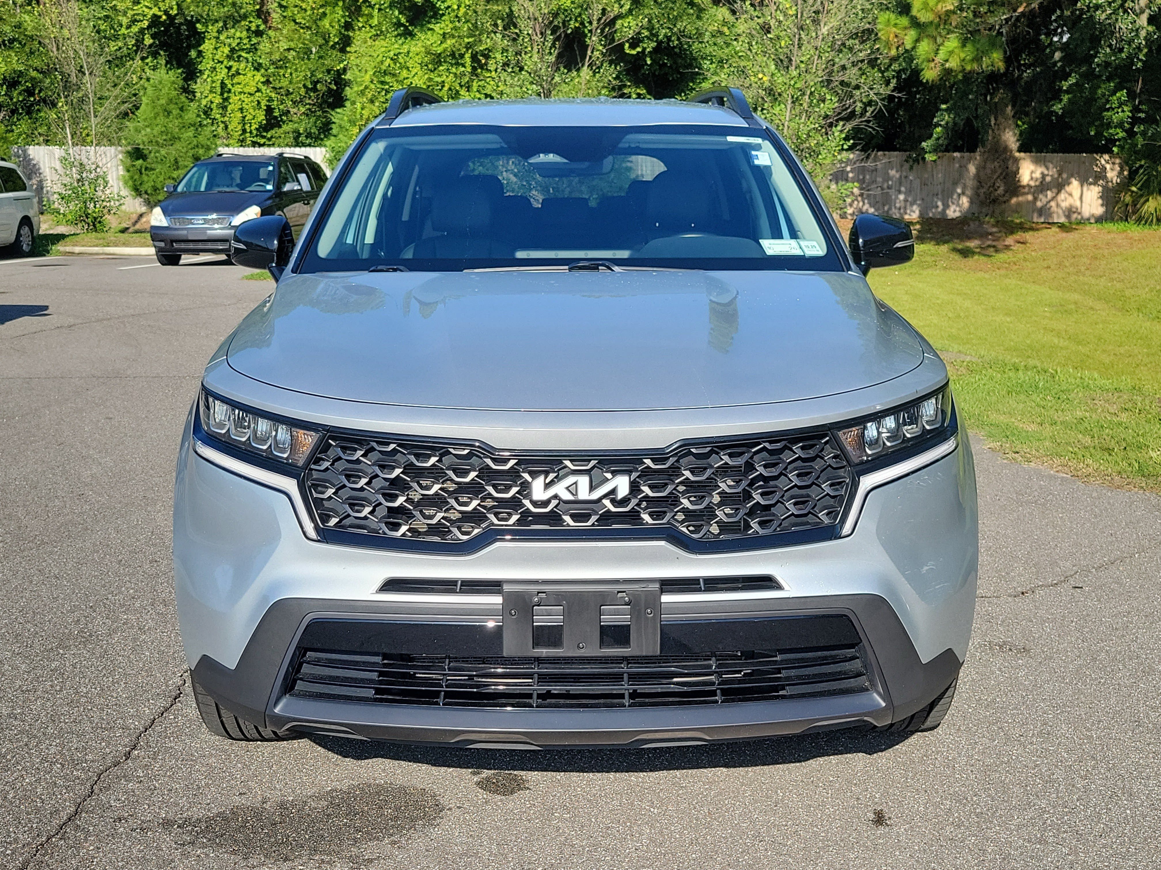 Certified 2022 Kia Sorento S AWD/4WD image 2