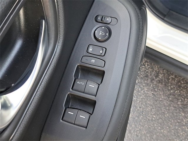 Used 2023 Honda HR-V LX image 21