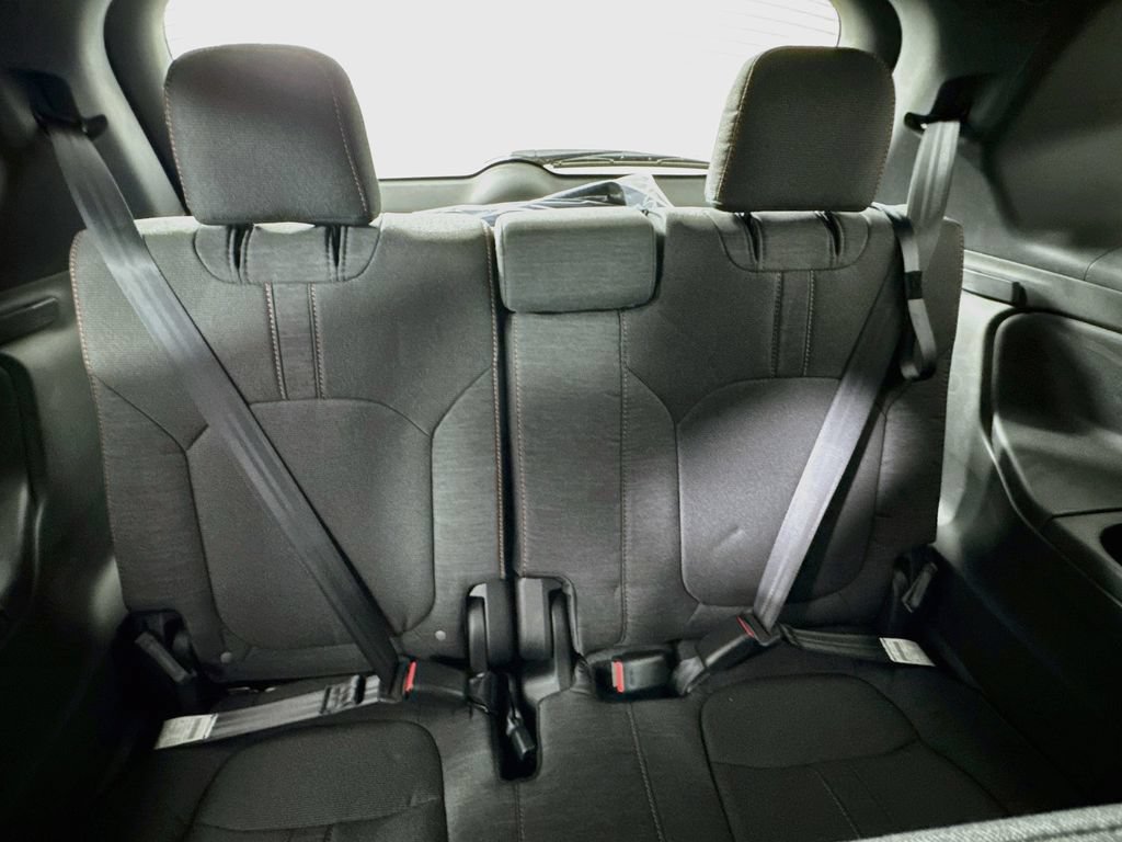 New 2026 Honda Pilot Sport image 38