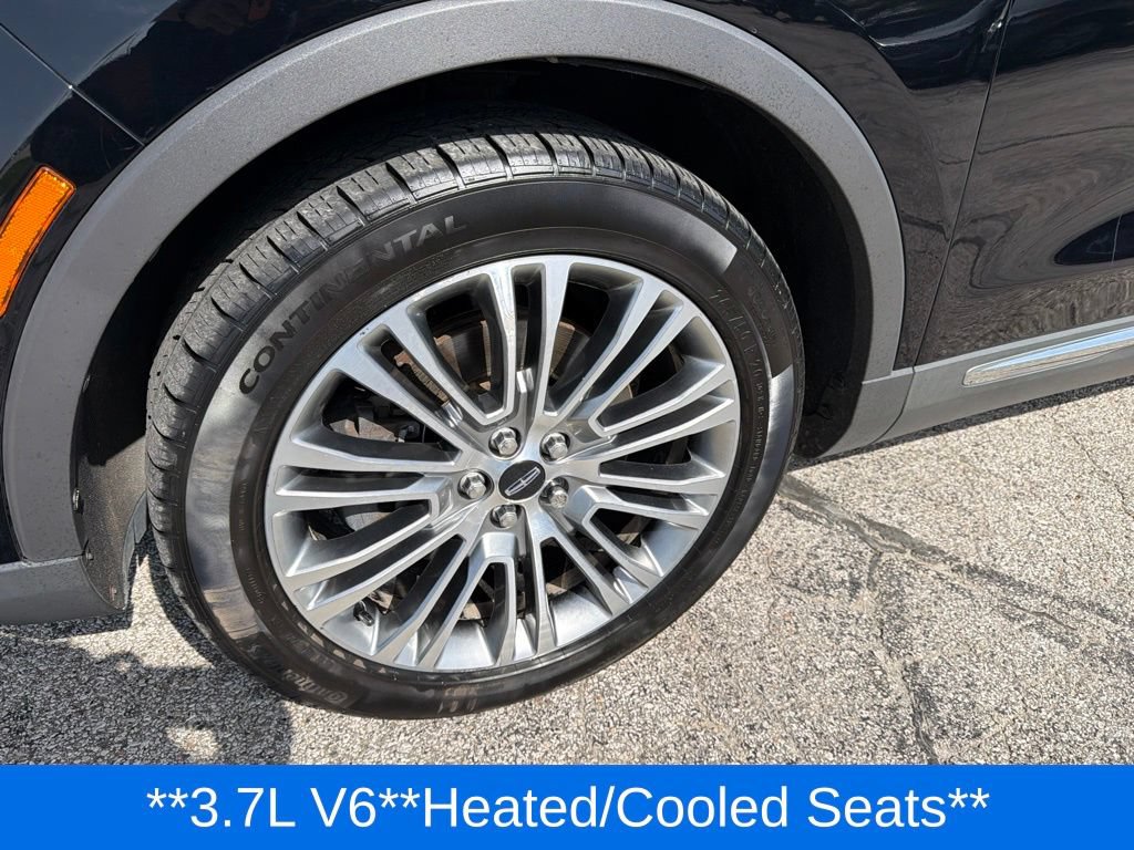 Used 2016 Lincoln MKX Reserve w/ Enhanced Security Package AWD/4WD image 27