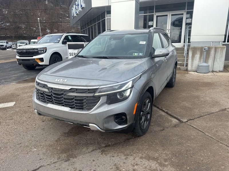 Used 2024 Kia Seltos S image 3