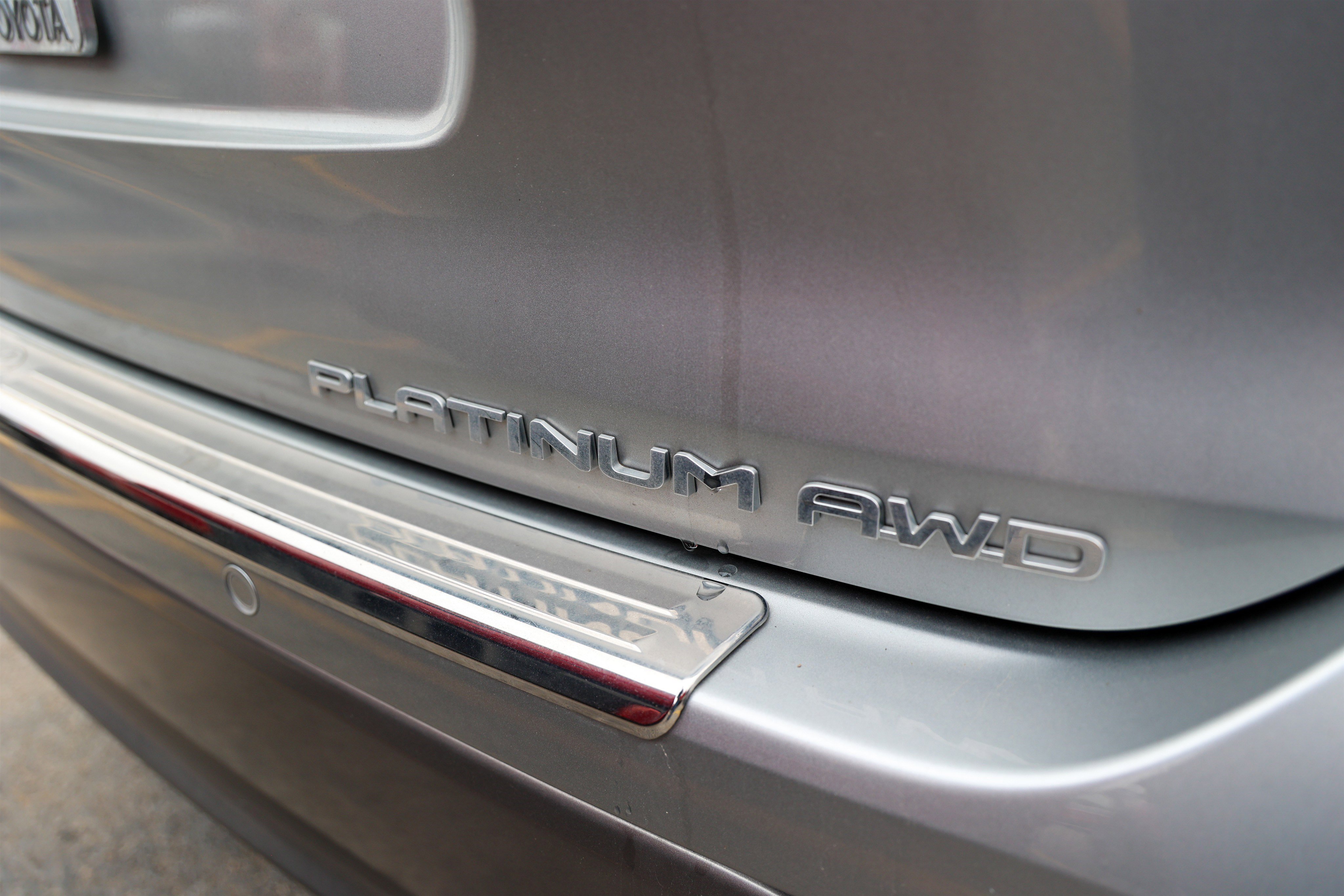 Used 2025 Toyota Highlander Platinum AWD/4WD image 11