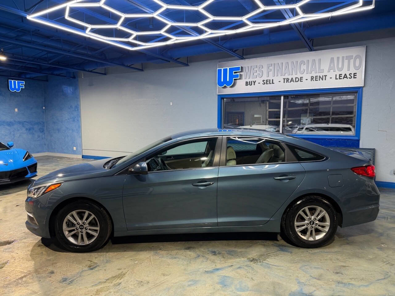 Used 2015 Hyundai Sonata SE image 12
