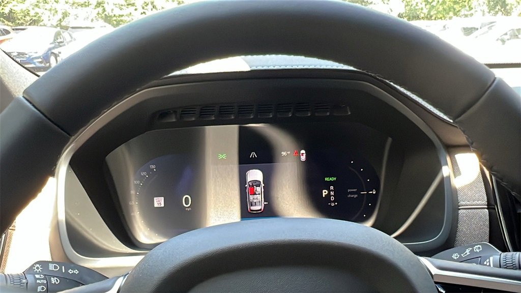 New 2026 Volvo XC90 T8 Plus image 13