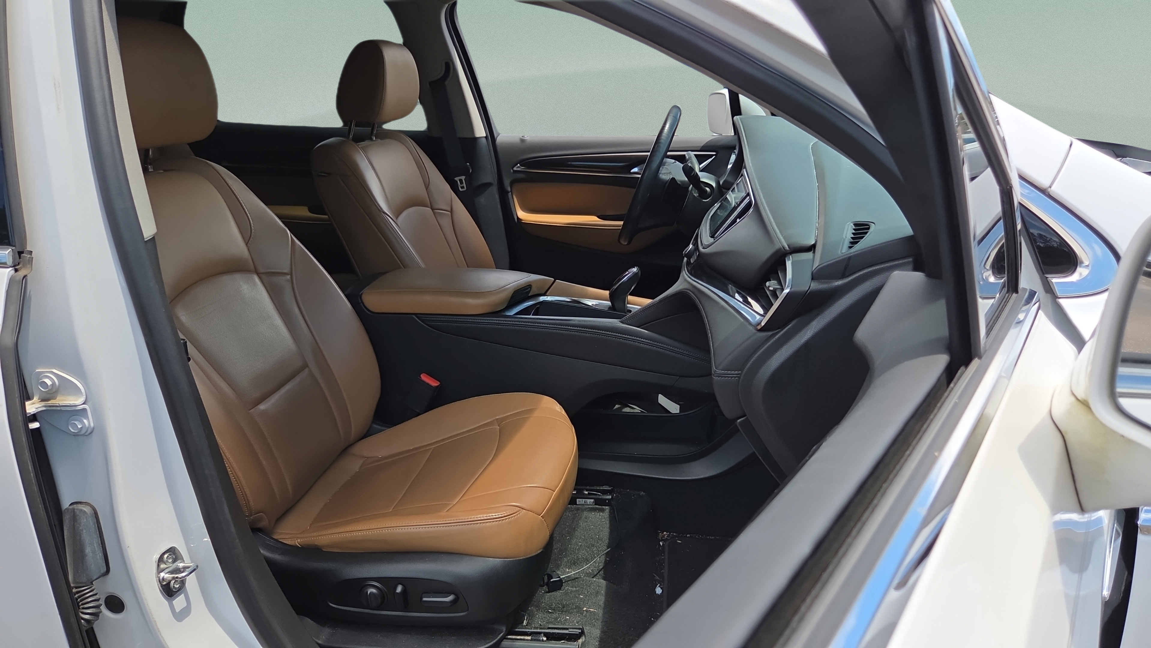 Used 2019 Buick Enclave Essence w/ Trailering Package, 5000 lbs. FWD image 15