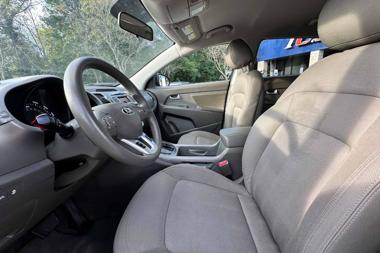 Used 2013 Kia Sportage LX AWD/4WD image 15