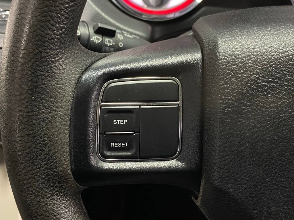 Used 2019 Dodge Grand Caravan SE FWD image 31