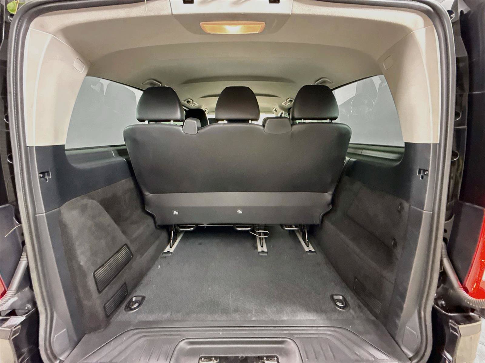 Used 2022 Mercedes-Benz Metris Passenger image 27
