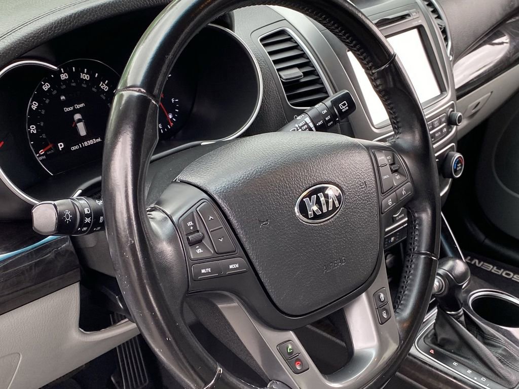 Used 2014 Kia Sorento SX w/ 3rd Row Package image 23