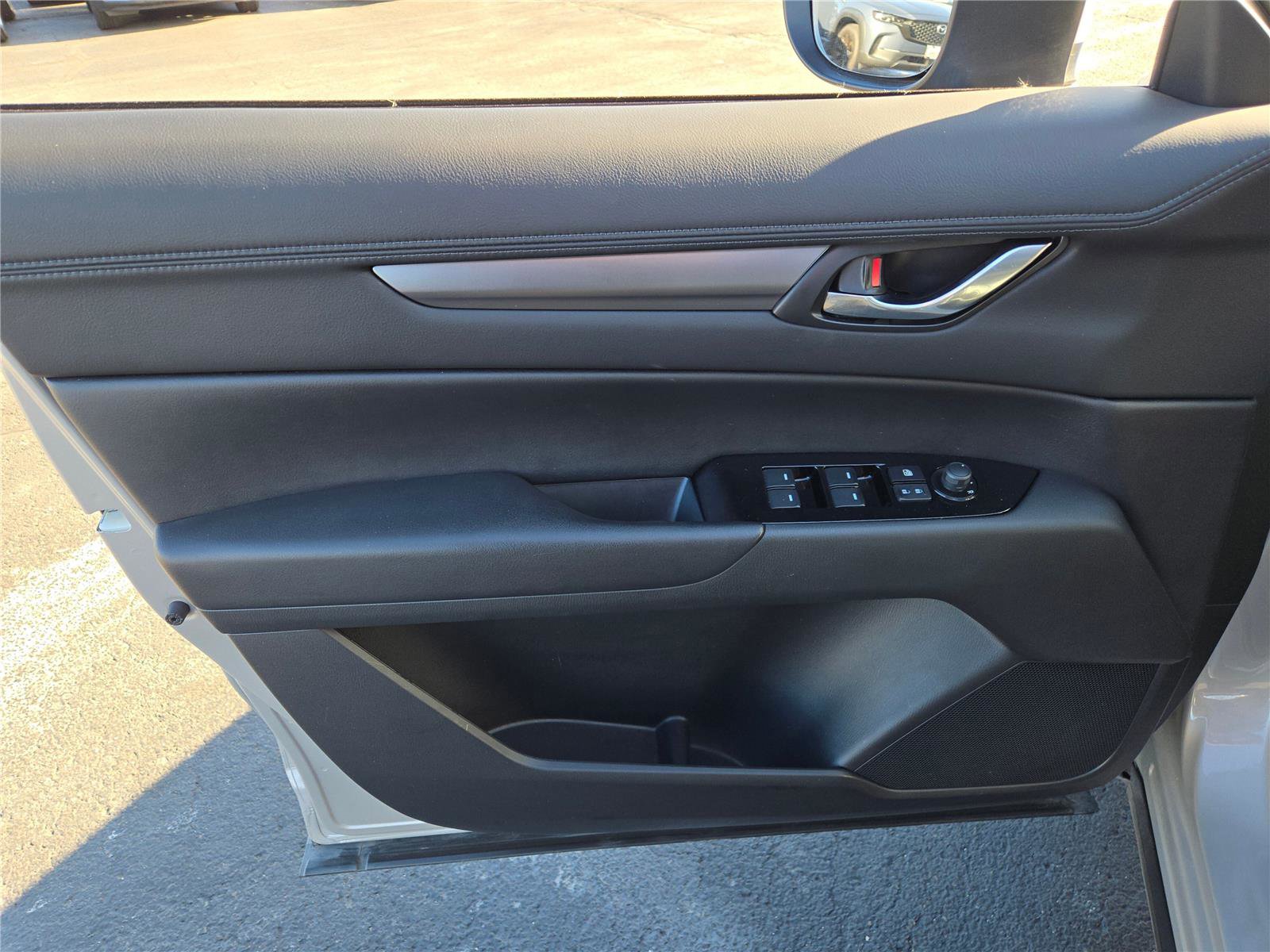 Used 2025 MAZDA CX-5 AWD 2.5 S w/ Select Package image 22