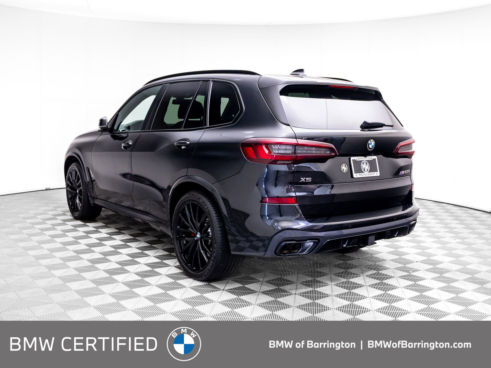 Certified 2023 BMW X5 M50i w/ Executive Package image 3