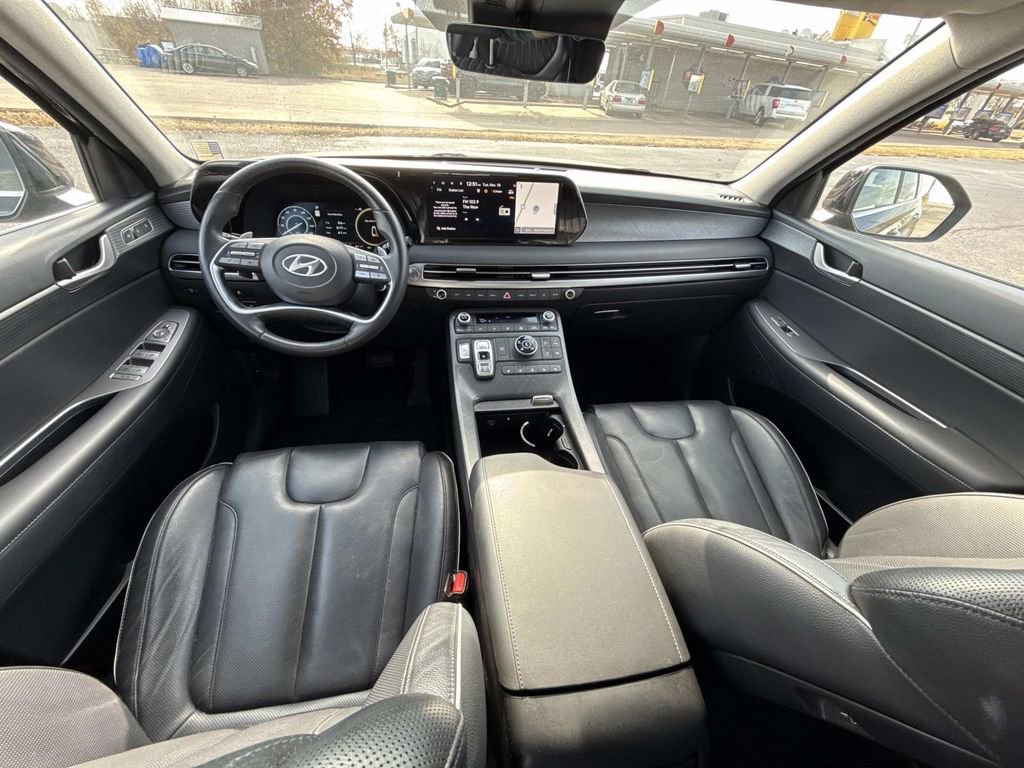 Used 2023 Hyundai Palisade Limited image 18