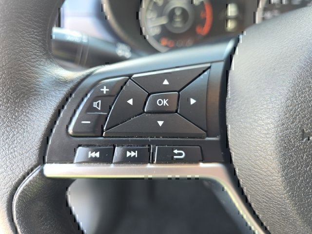 Used 2024 Nissan Versa SV FWD image 17