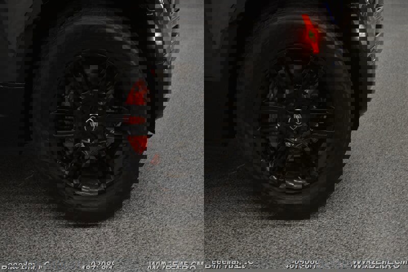 Used 2023 Land Rover Defender 130 X image 45