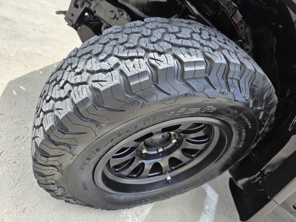 Used 2012 Toyota FJ Cruiser 4WD w/ Trail Teams Special Edition image 14