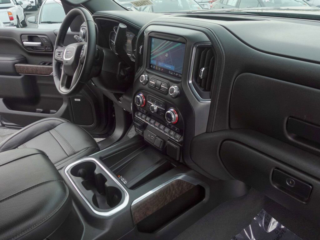 Used 2023 GMC Sierra 2500 Denali image 14