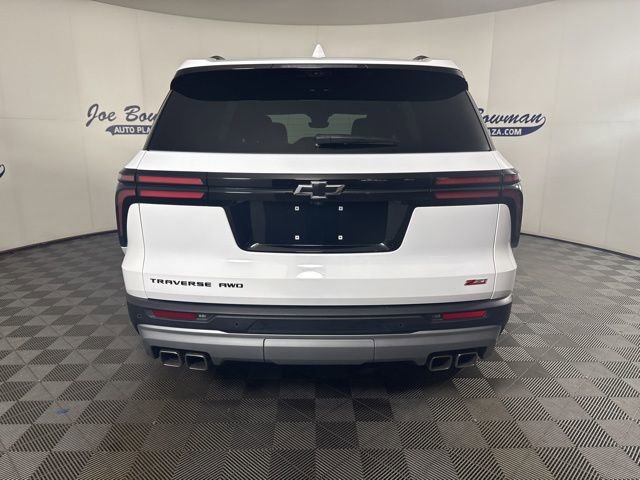 Used 2024 Chevrolet Traverse Z71 w/ Enhanced Driving Package image 13