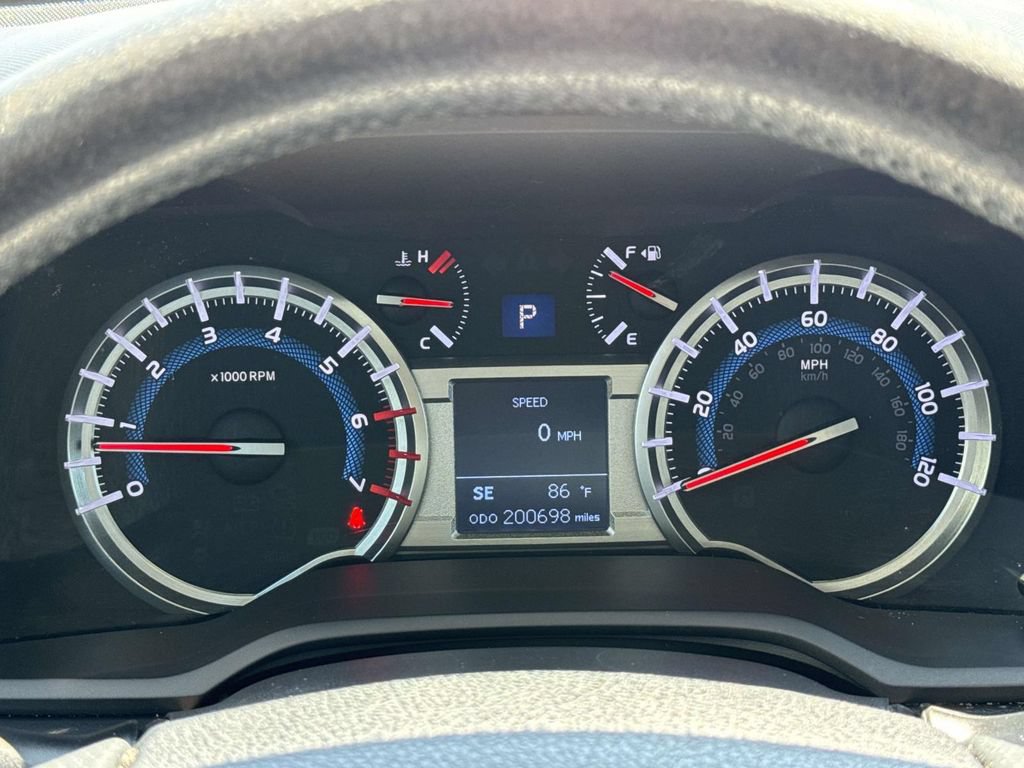 Used 2017 Toyota 4Runner Limited AWD/4WD image 8