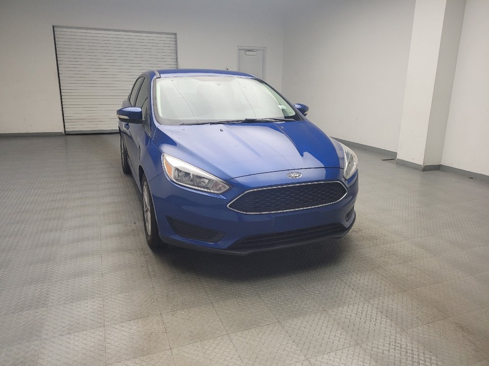 Used 2018 Ford Focus SE w/ Cold Weather Package FWD image 14