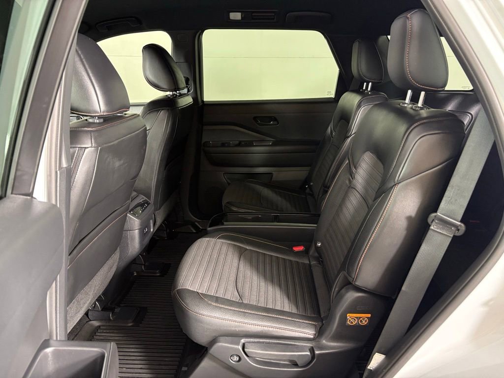 Used 2025 Nissan Pathfinder Rock Creek image 35