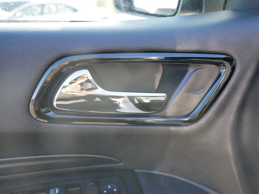 Used 2022 Dodge Durango GT AWD/4WD image 16