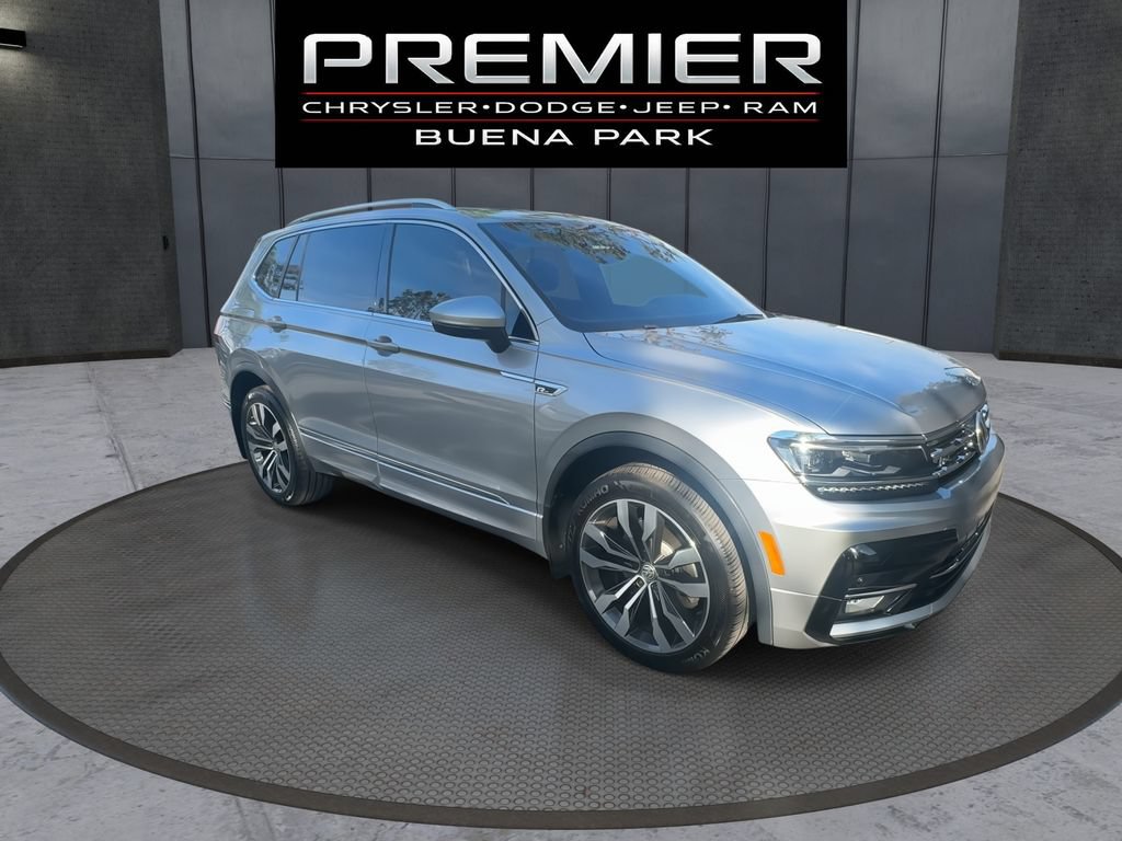 Used 2020 Volkswagen Tiguan SEL Premium R-Line AWD/4WD image 2