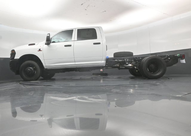 New 2027 RAM 3500 Tradesman AWD/4WD image 54