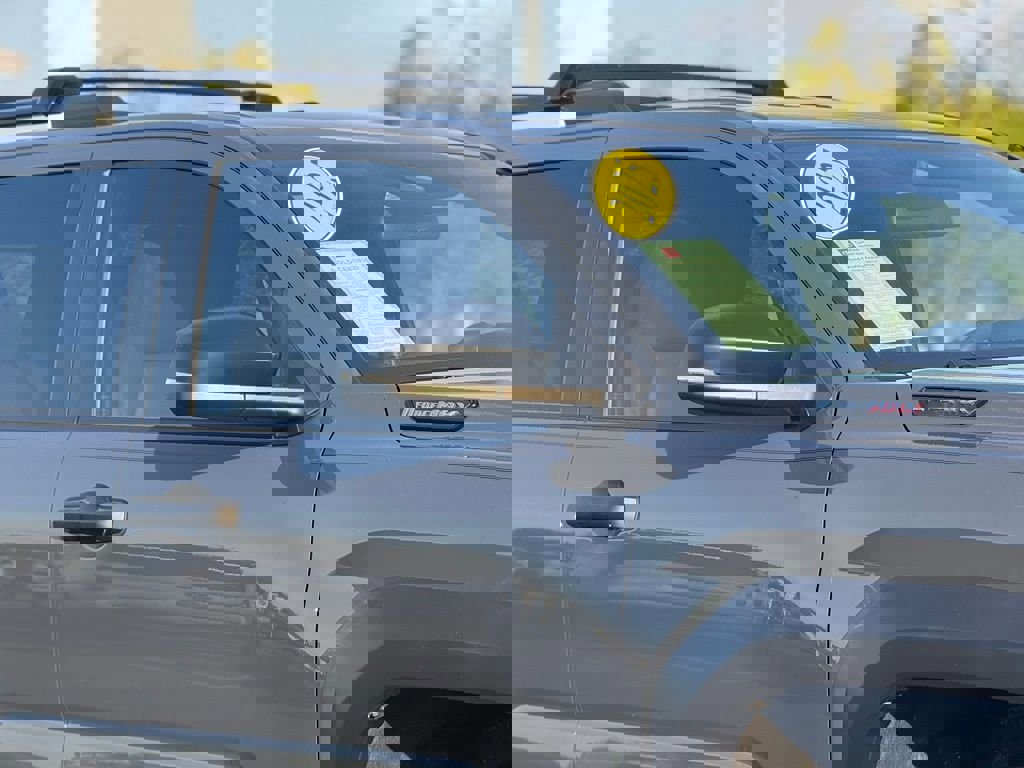 Certified 2025 Toyota 4Runner TRD Off-Road image 7