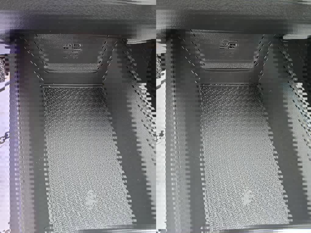 New 2026 Chevrolet Equinox LT w/ Convenience Package II image 23